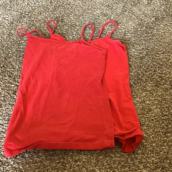 Small red tank top - Picture 1 of 2